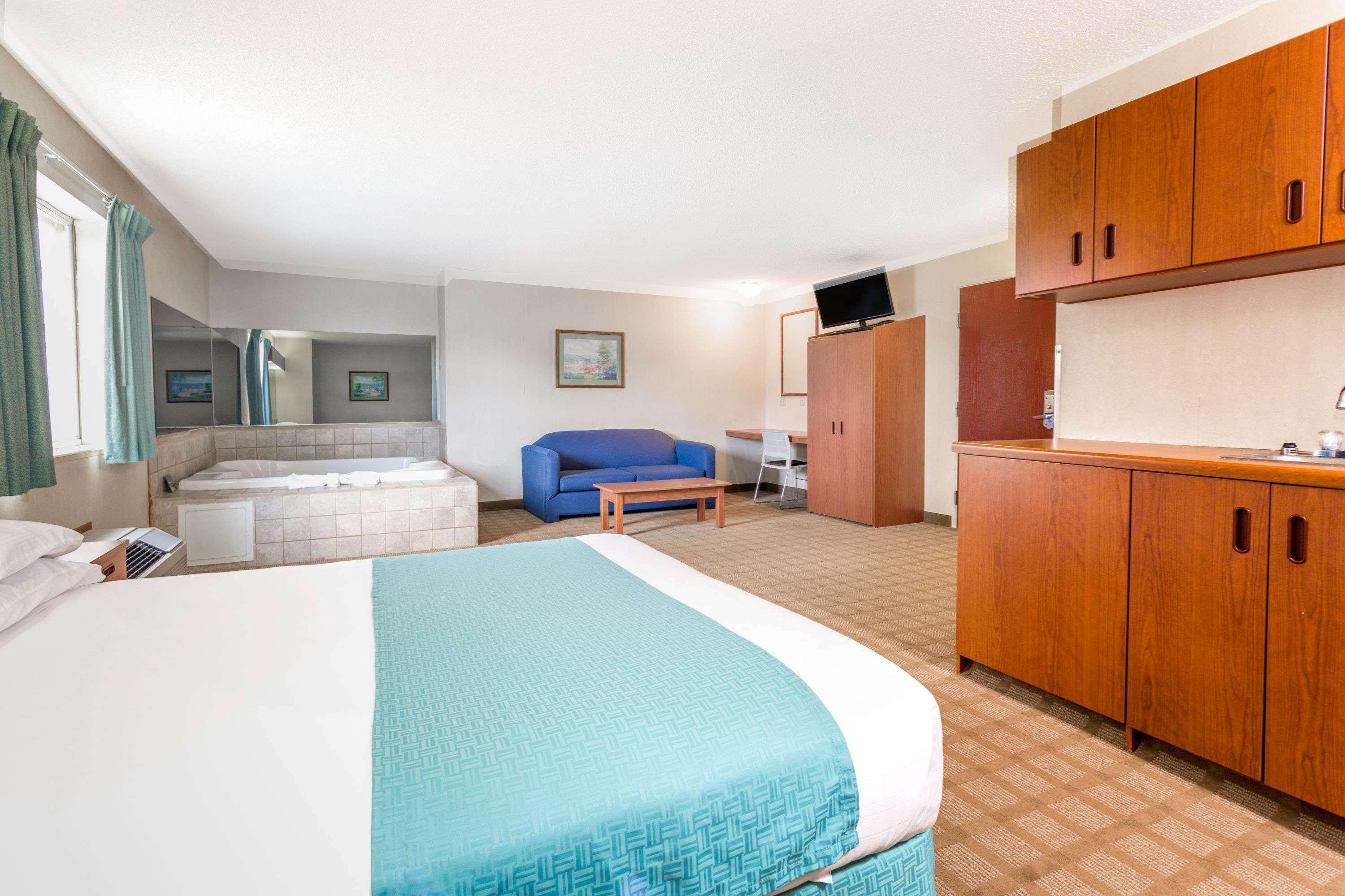 Microtel Inn & Suites By Wyndham Dry Ridge Exterior foto